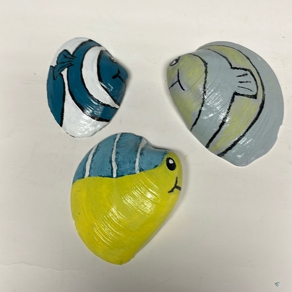Other - 1/ Handmade Painted Shells Tropical Fish Choose One